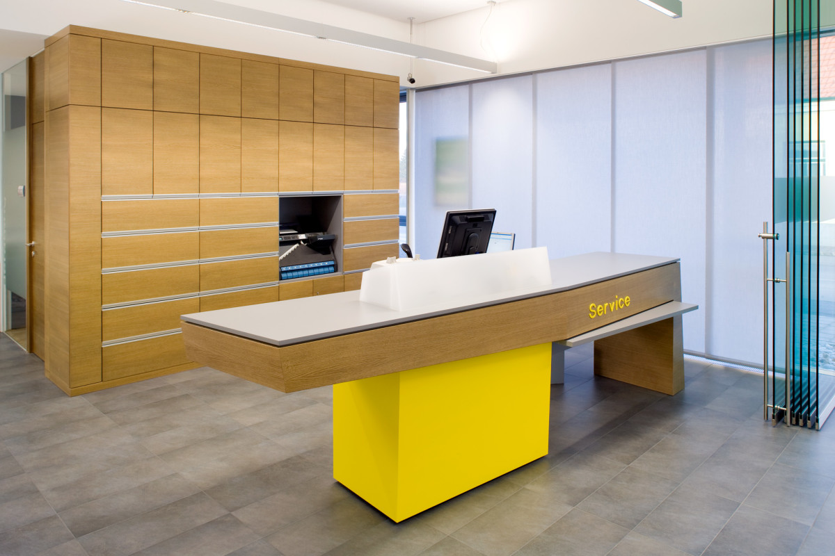 Bankeinrichtung Referenz | Büromöbel Raiffeisenbank Krems Filiale Rohrendorf Bankeinrichtung Referenz | Büromöbel Raiffeisenbank Krems Filiale Rohrendorf